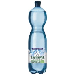Acqua frizzante 1,5 L bottiglia 45% RPET Levissima | Ecotempo