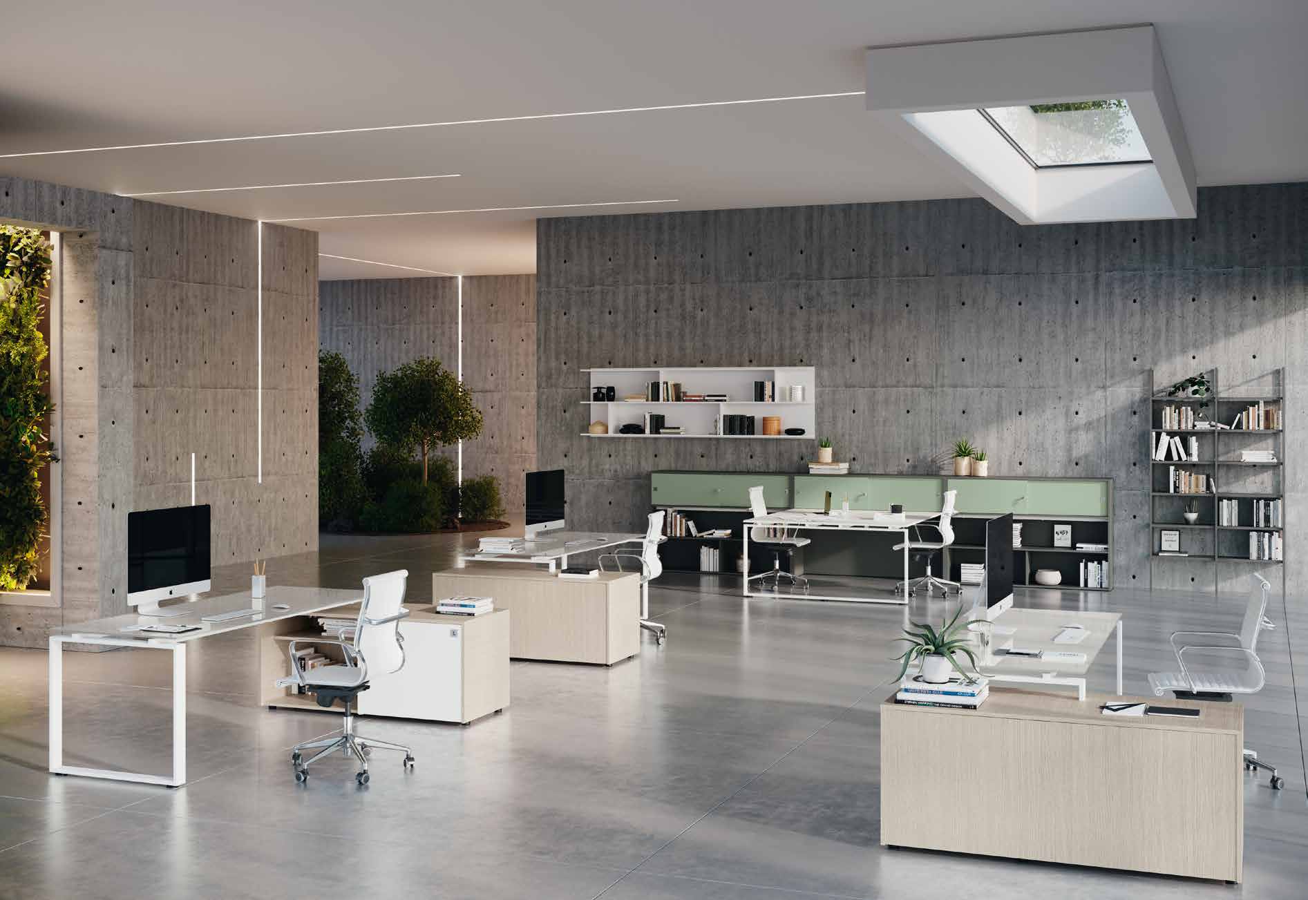 Ambiente open space con arredi per ufficio — showroom Ecotempo in preparazione